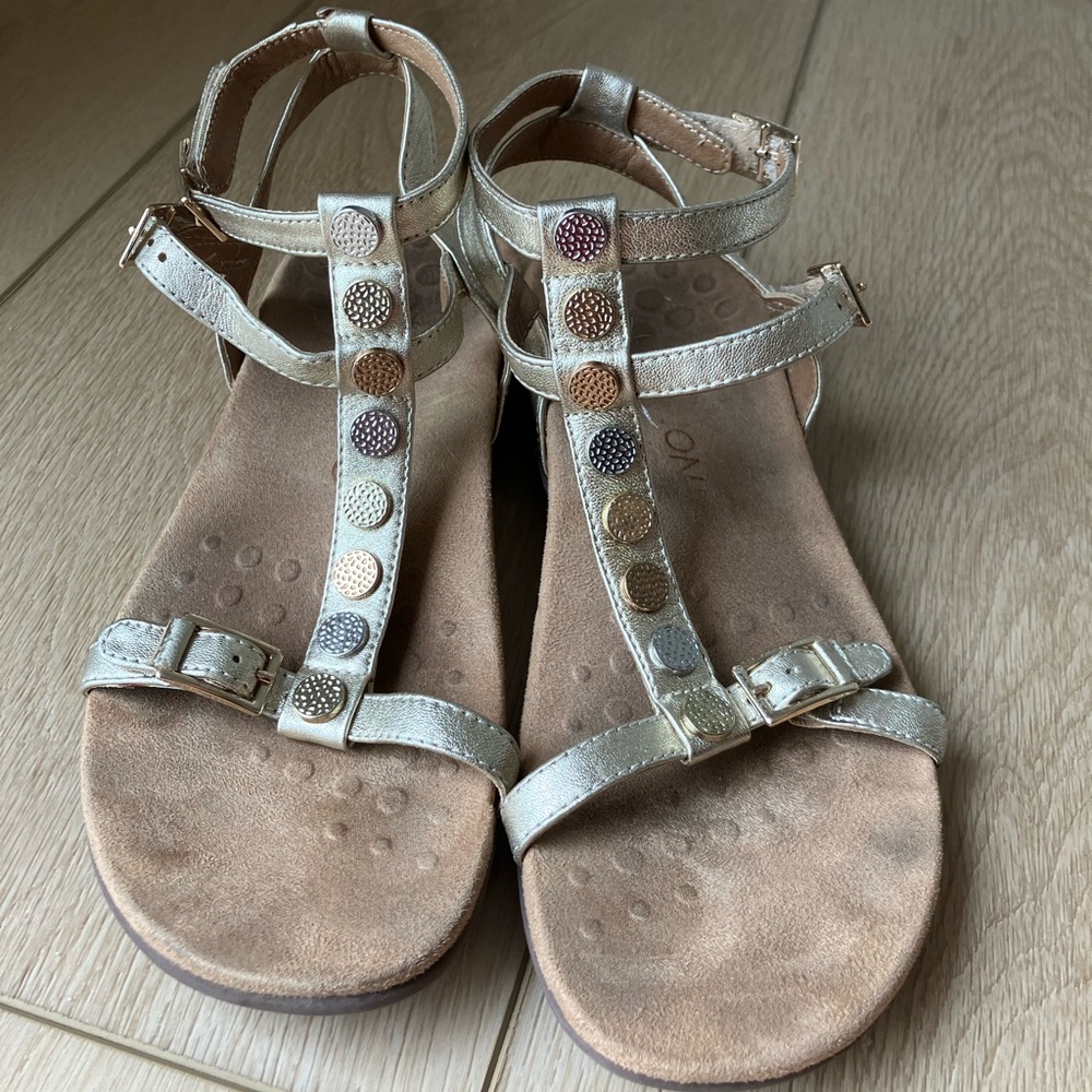 Vionic Podiatrist Designed Gladiator Gold Sandals